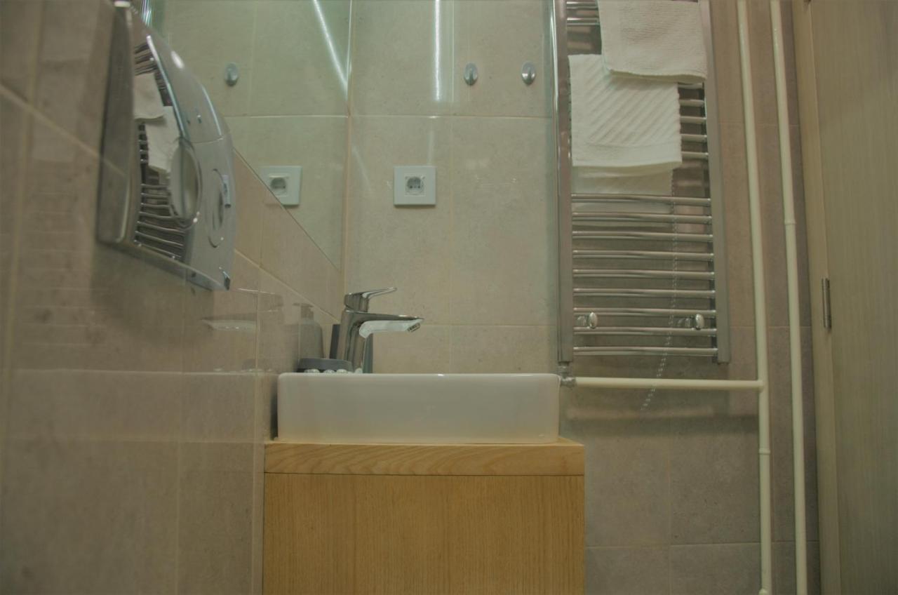 Spacious 2-Bedroom Apartment With Luxury Feel Novi Sad Extérieur photo